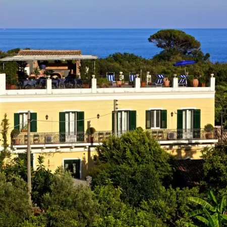 Palazzo Giovanni Bed and Breakfast