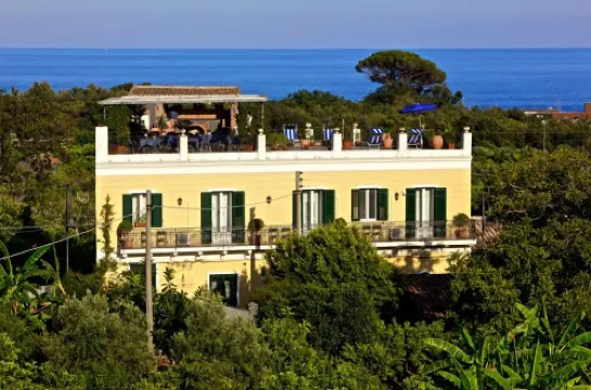 Palazzo Giovanni Bed and Breakfast