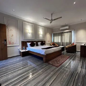 Alba Premier Kolhapur