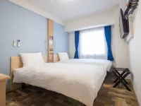 Toyoko Inn Tenri Ekimae Hotels near 天理教此花大教会信者詰所