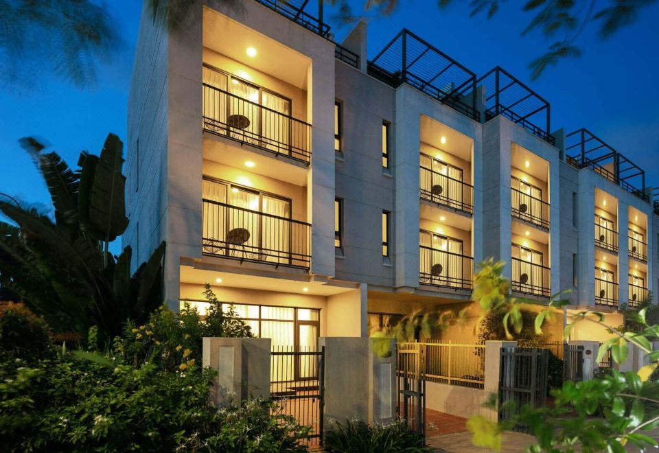 La Paz Resort Ha Long Over view