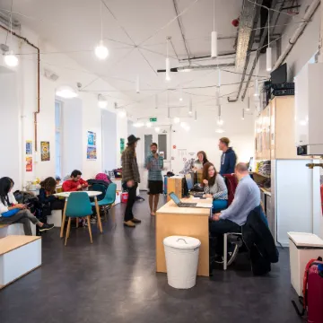 Avenue Hostel