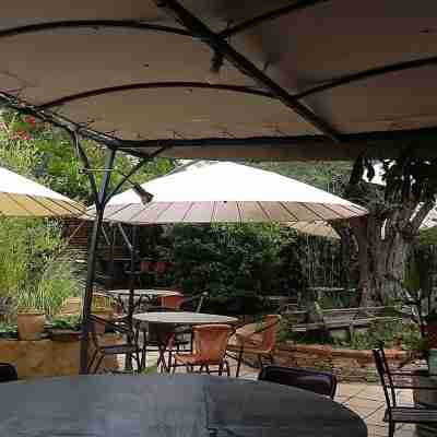 L'Alcove Hotel Restaurant Hotel Exterior