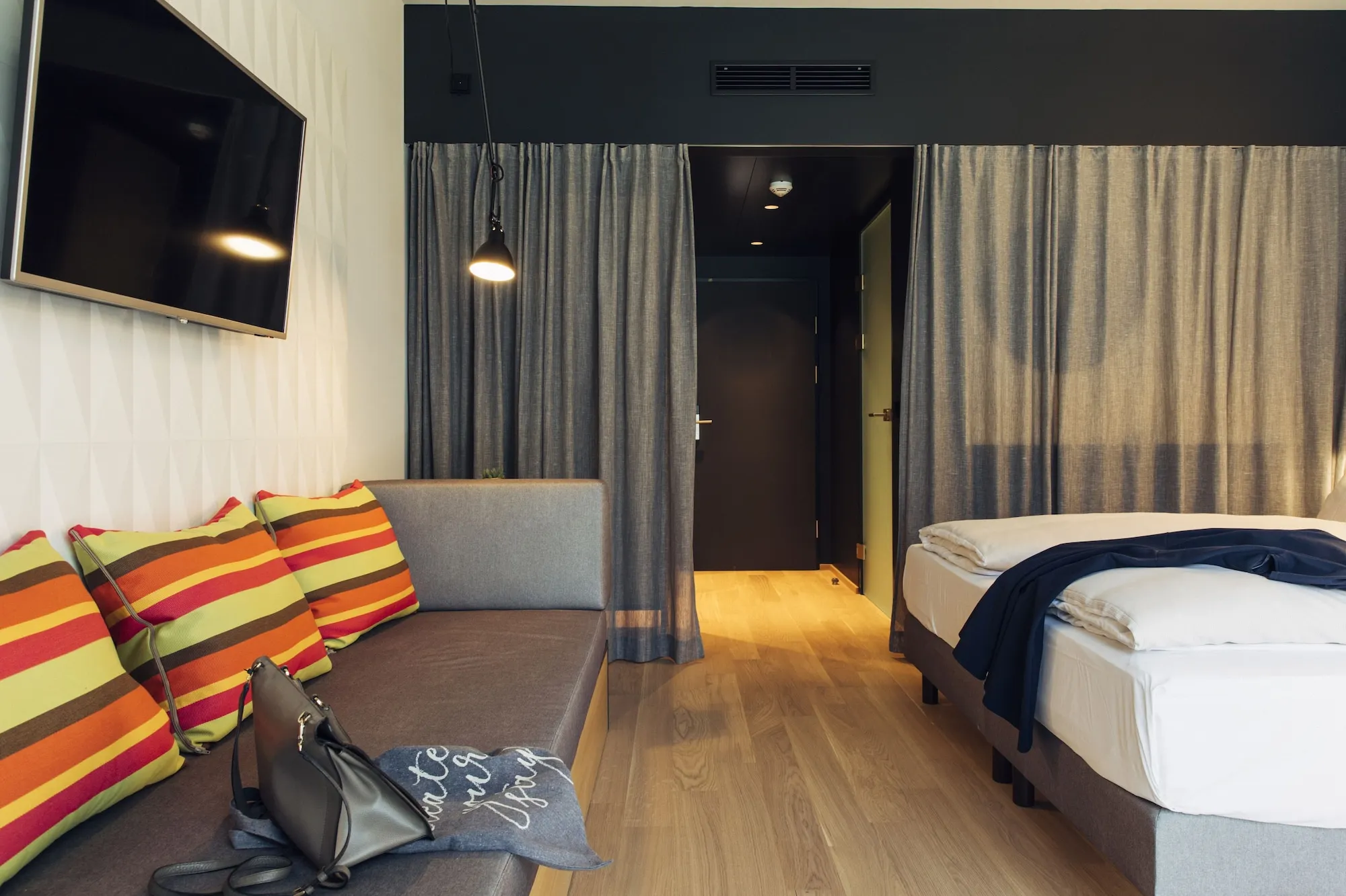 Harry's Home Steyr Hotel & Apartments Номера Photos