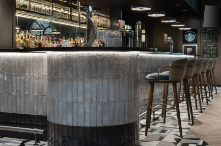 Glasgow Marriott Hotel Отели рядом с достопримечательностью «St Andrews in the Square Glasgow»