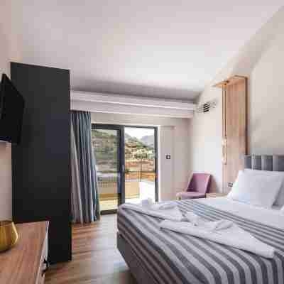 Sapphire Horizon Suites Rooms