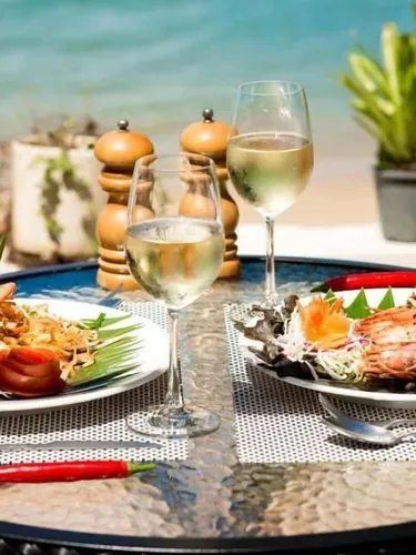 รูปภาพของเดอะลอดจ์บ่อผุด