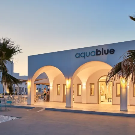 Aqua Blue Beach Hotel Отели рядом с достопримечательностью «Древняя Фира»