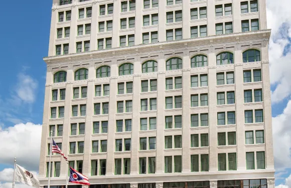 揚斯敦市中心希爾頓逸林酒店