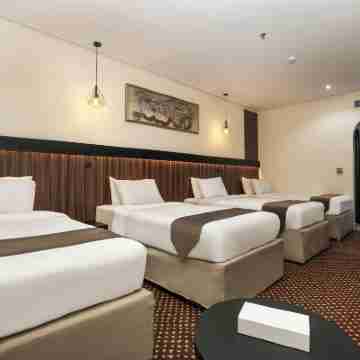 Reef Global Hotel Rooms