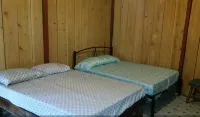 Hostel la Cascada Hotels in Poas