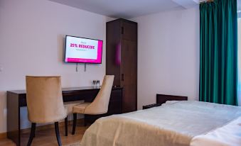 Hotel THR Center