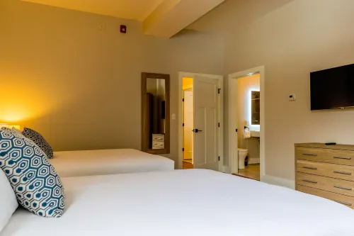 Lake Placid Inn: Main Street