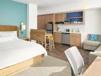 Element St. Louis Midtown Hotels near Fox Theater