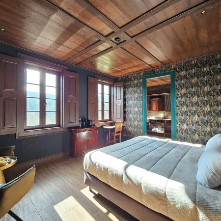 4-5 Star Ecoresort Portobali