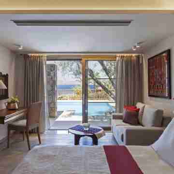 Elounda Mare Relais & Châteaux Hotel Rooms
