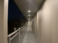 Mcm Motel Christchurch Hotels near Edgeware