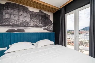 Apartments Tayra Hotels in der Nähe von Valamar