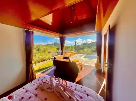 D&G Mansions Отели рядом с достопримечательностью «Pantai Selong Belanak»