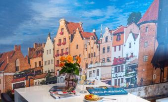 Apartamenty "Bastion Wałowa'' Q4Apartments