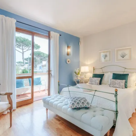 Regina Beach Villa, by the Beach in Marina di Pietrasanta