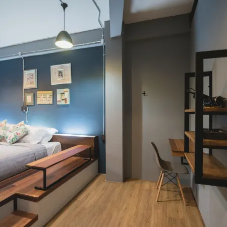 Chernchan Hostel