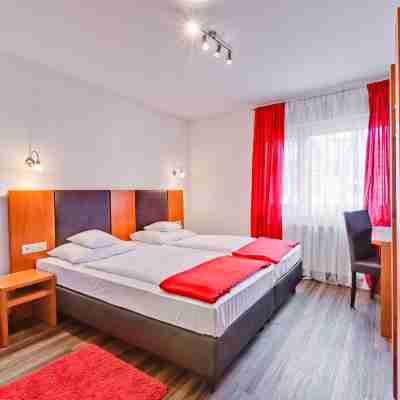Hotel am Friedensplatz Rooms