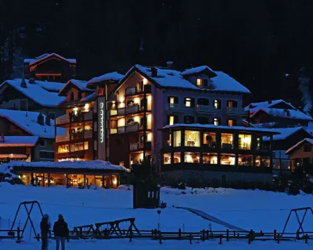 Bellevue Hotel & Spa Hotels in Cogne