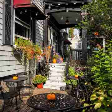 Hearthside Inn Hotel Exterior