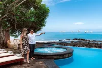 Villa Escalesia Galápagos Waterfront Hotel - Villas