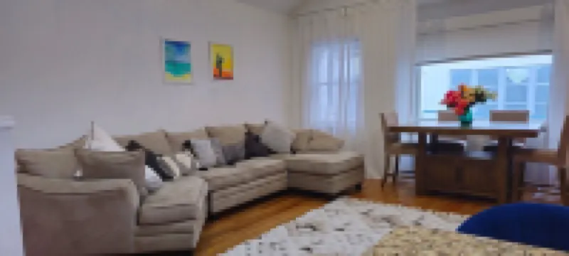 Luxurious 3 bedroom Condo in Jersey City. 10 mins Walk to JSQ Path station