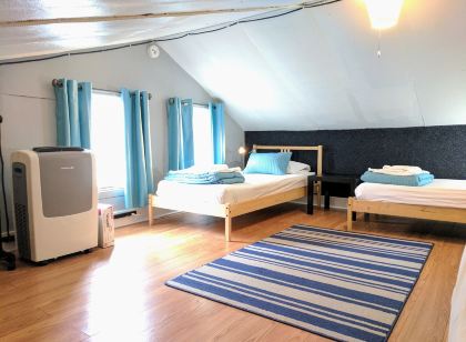 The Wayfaring Buckeye Hostel