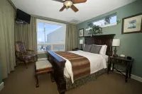 DeSoto Beach Bed and Breakfast Hotels in Tybee Island