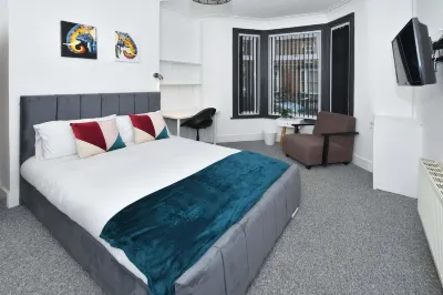 Townhouse @ 202 Walthall Street Crewe