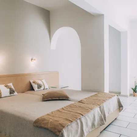 Hotel Semeli Отели рядом с достопримечательностью «Коурос Меланон»