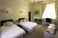 Shaw Hill Hotel Golf and Country Club