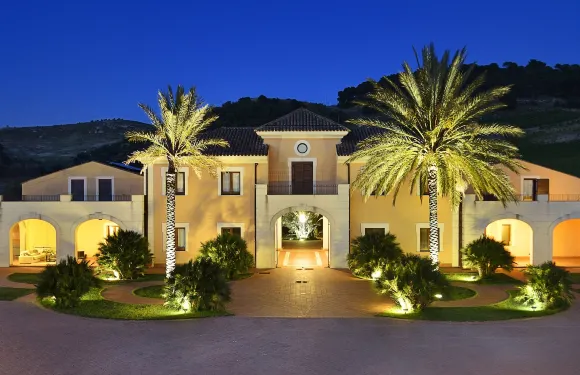 巴格里奧卡魯阿納小酒吧及酒店