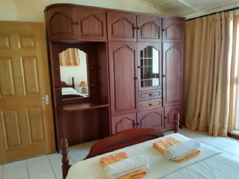 Thalassa Residence Các khách sạn gần Deer Island