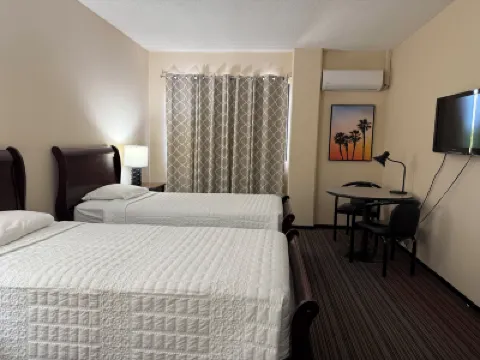 New Harmon Loop Hotel Hotels near White Arrow Chapel