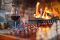 Storm Mountain Lodge & Cabins - bar