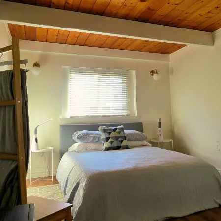The Fourth Lock Bed & Breakfast