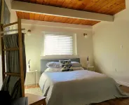 The Fourth Lock Bed & Breakfast Hotels in Fall River