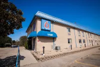 Motel 6 New Iberia, La Hotels near Reserve at Squirrel Run