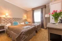 Riviera Resort Airport Modlin Hotels in Olszewnica Stara