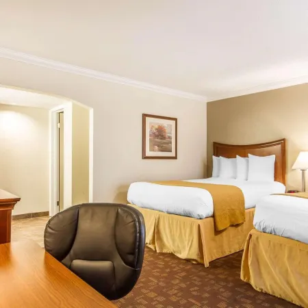 Quality Inn Sacramento Convention Center Отели рядом с достопримечательностью «Капитол Парк»