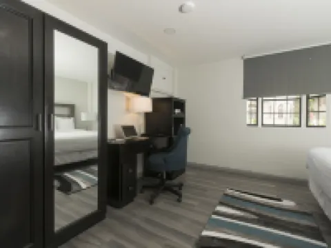 King's Hotel & Residences فنادق في جورج تاون