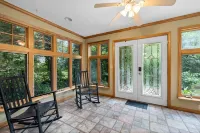 River's Edge Hotels in Dillsboro