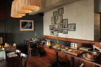 The Mayflower - breakfast