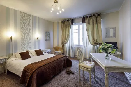 Hotel les Embruns Отели рядом с достопримечательностью «Caravaning Stoneham - Touquet & Co»