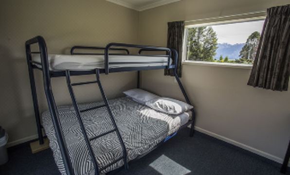 Fiordland Great Views Holiday Park
